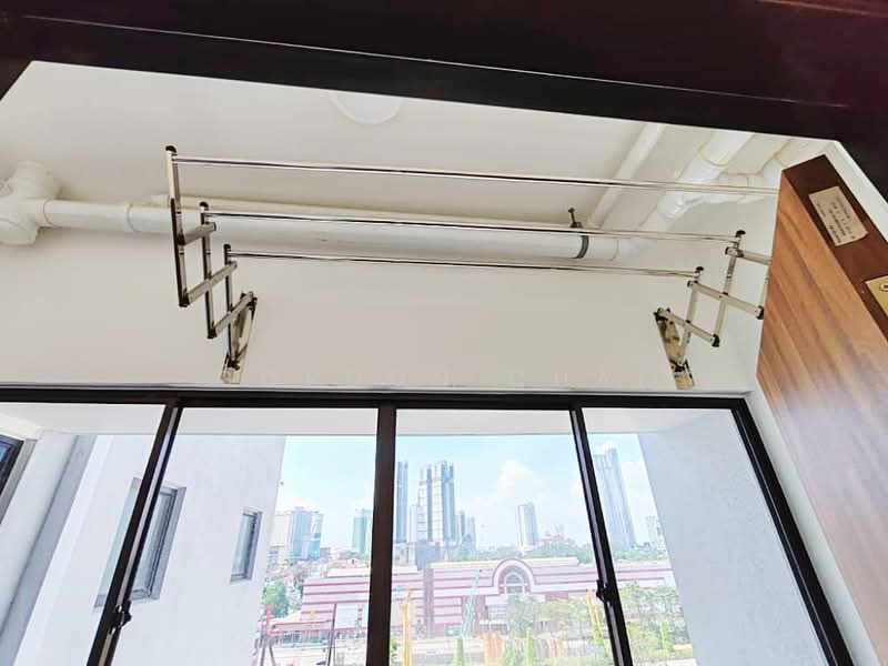 Servis Apartment untuk Dijual di Veranda Residence - Gordon Chai - Balcony - PropertyGuru.com.my