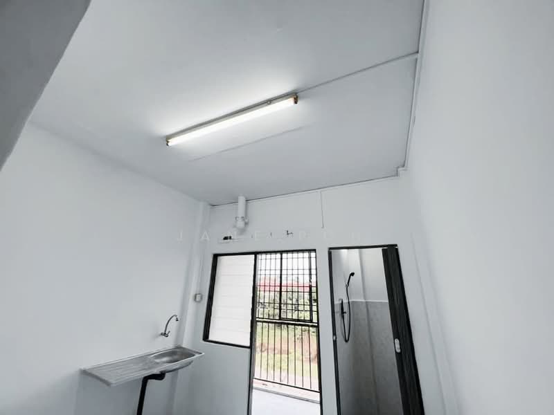 Flat for Sale at Taman Sri Kluang - Jane Poh - Interior - PropertyGuru.com.my