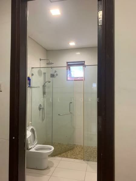 Semi-Detached House for Sale in Damansara Heights (Kuala Lumpur) - Joel Loke - Bathroom - PropertyGuru.com.my