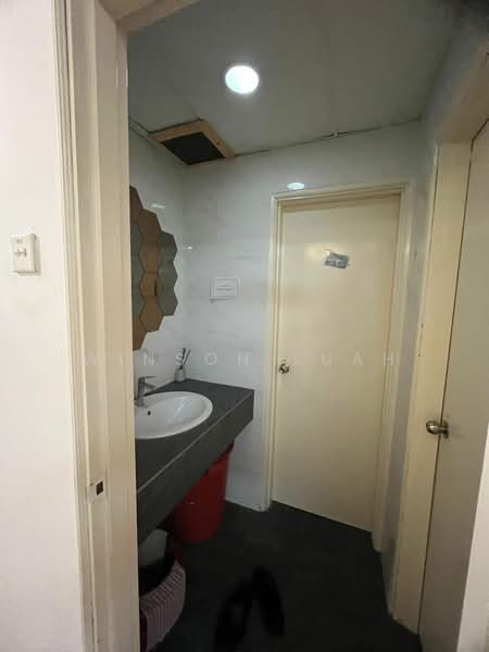 Pejabat untuk Disewa di Petaling Jaya (Selangor) - Winson Luah - Bathroom - PropertyGuru.com.my