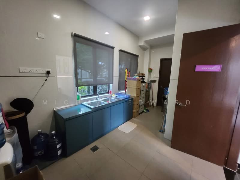 Bungalow for Sale in Perdana Lakeview East (Cyberjaya) - Michael Edward - Kitchen - PropertyGuru.com.my