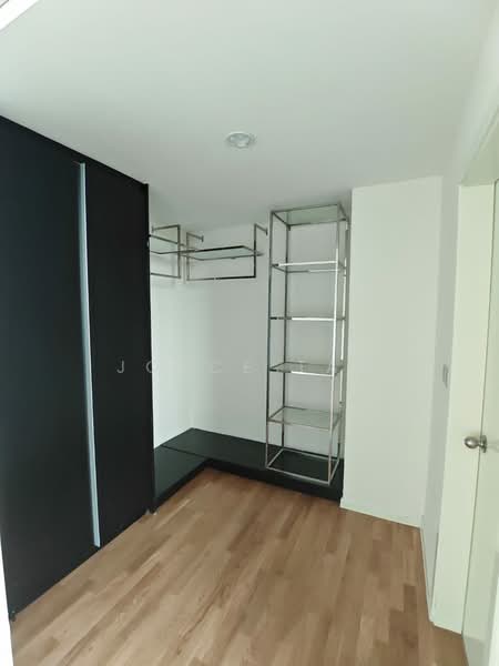 Apartment for Rent at Impiana - Joyce Tan - Wardrobe - PropertyGuru.com.my