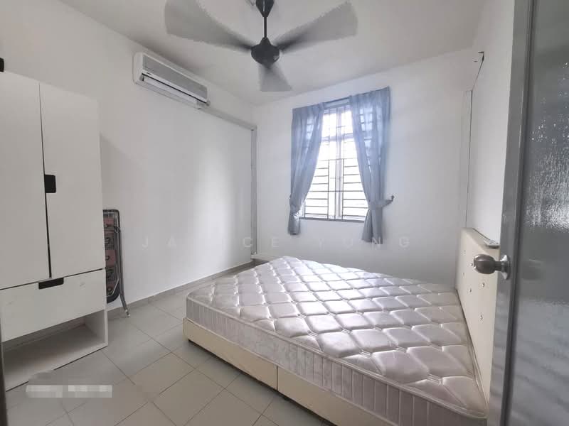 Pangsapuri untuk Disewa di Lake View Suites - Janice Yong - Bedroom - PropertyGuru.com.my