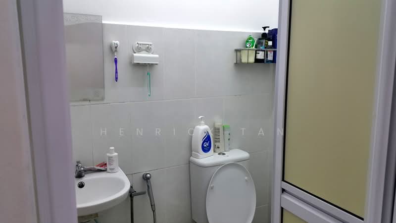2-storey Terraced House for Sale in Pjs 7 (Sunway) - Henrick Tan - Bathroom - PropertyGuru.com.my