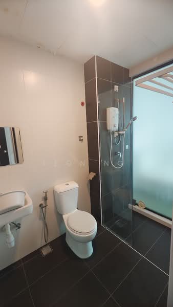 Servis Apartment untuk Disewa di The Garden Residences - Leon Ng - Bathroom - PropertyGuru.com.my