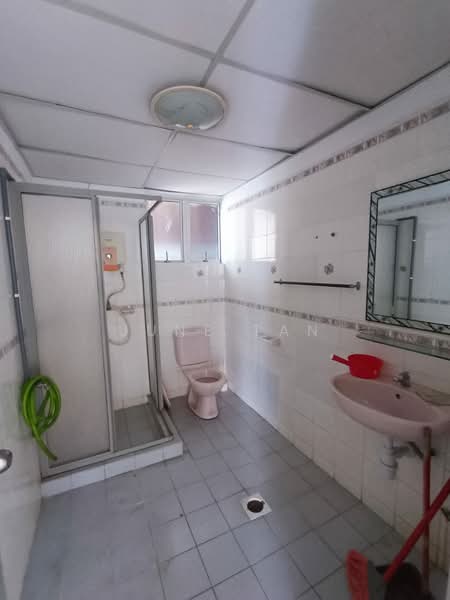 Condominium for Sale at Venice Hill - June Tan - Bathroom - PropertyGuru.com.my