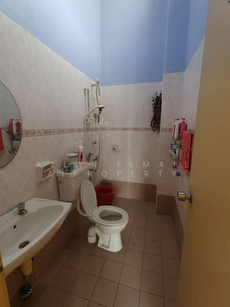Rumah Teres 2 Tingkat untuk Dijual di Taman Nusa Bestari (Iskandar Puteri (Nusajaya)) - Azlan Ismail aiproperty - Bathroom - PropertyGuru.com.my
