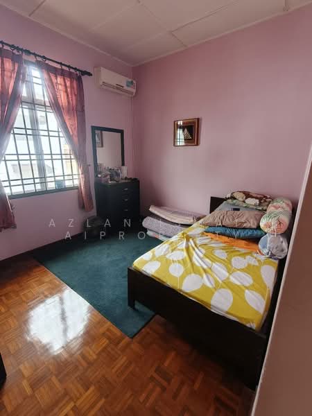 Rumah Teres 2 Tingkat untuk Dijual di Taman Nusa Bestari (Iskandar Puteri (Nusajaya)) - Azlan Ismail aiproperty - Bedroom - PropertyGuru.com.my