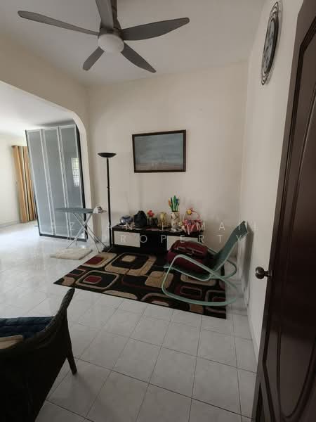 Rumah Teres 2 Tingkat untuk Dijual di Taman Nusa Bestari (Iskandar Puteri (Nusajaya)) - Azlan Ismail aiproperty - Living Room - PropertyGuru.com.my