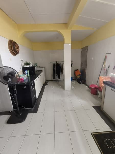 Rumah Teres 2 Tingkat untuk Dijual di Taman Nusa Bestari (Iskandar Puteri (Nusajaya)) - Azlan Ismail aiproperty - Kitchen - PropertyGuru.com.my