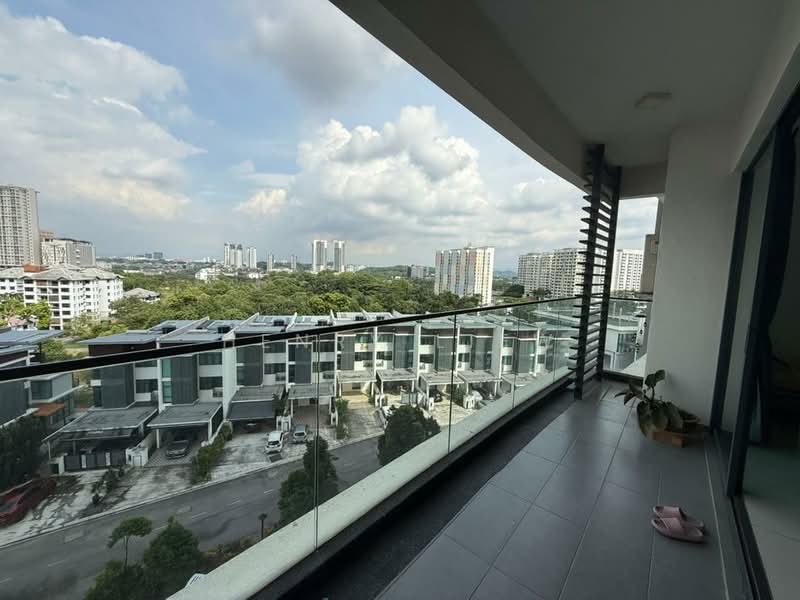 Kondominium untuk Dijual di Cristal Serin Residence - Henry Liew - Balcony - PropertyGuru.com.my