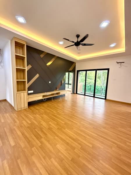 Bungalow for Sale in Seremban (Negeri Sembilan) - Madam Lolaliza - Upstairs Living Room - PropertyGuru.com.my