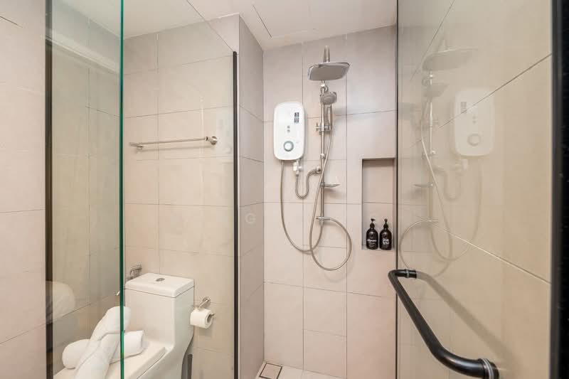 Servis Apartment untuk Disewa di The Atrium - Bing Bing - Bathroom - PropertyGuru.com.my