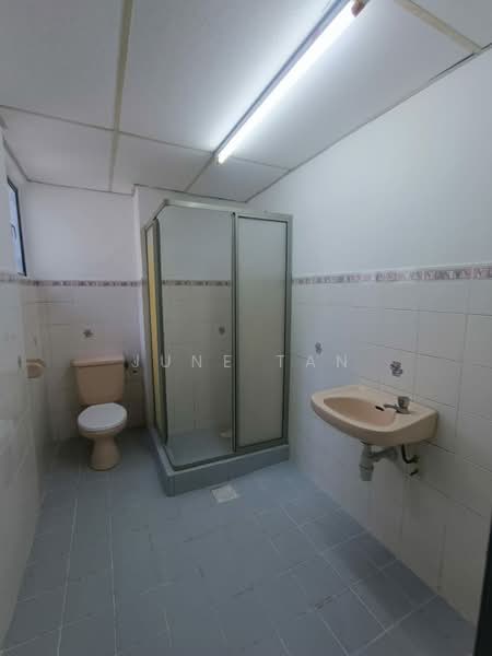 Condominium for Sale at Venice Hill - June Tan - Bathroom - PropertyGuru.com.my