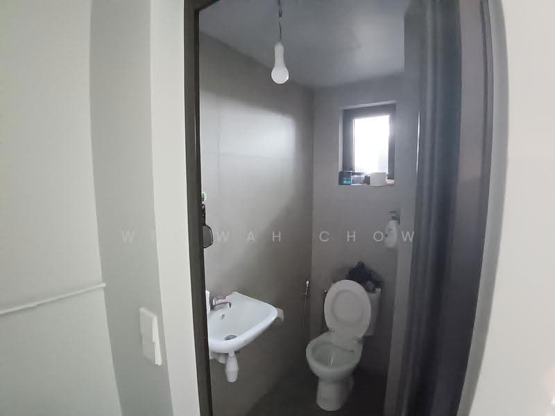 Kediaman Servis untuk Dijual di Aetas Damansara - Shermen Chow - Bathroom - PropertyGuru.com.my