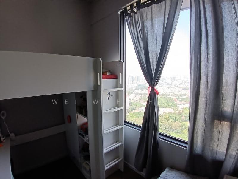 Kediaman Servis untuk Dijual di Aetas Damansara - Shermen Chow - Bedroom - PropertyGuru.com.my