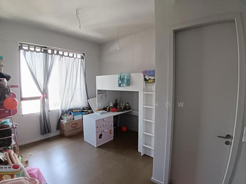 Kediaman Servis untuk Dijual di Aetas Damansara - Shermen Chow - Bedroom - PropertyGuru.com.my
