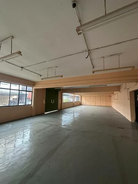 Warehouse for Rent in Kelapa Sawit (Kulai) - Lui Lui - Interior - PropertyGuru.com.my
