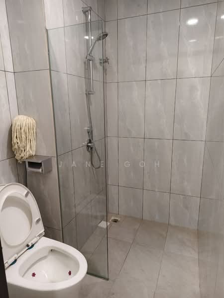 Service Residence for Rent at Savana @ Utropolis - Jane Goh - Bathroom - PropertyGuru.com.my