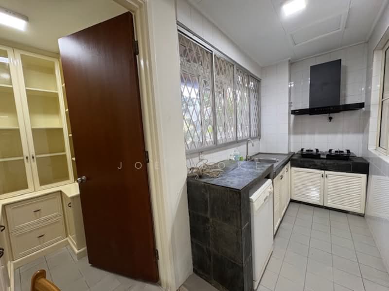 Semi-Detached House for Rent in Damansara Heights (Kuala Lumpur) - Joel Loke - Kitchen - PropertyGuru.com.my
