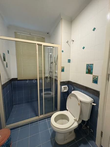 Semi-Detached House for Rent in Damansara Heights (Kuala Lumpur) - Joel Loke - Bathroom - PropertyGuru.com.my