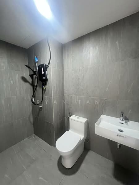 Service Residence for Rent at Savvy @ Riana Dutamas - Ryan Tan - Bathroom - PropertyGuru.com.my