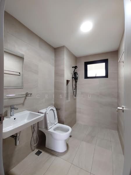 Kondominium untuk Disewa di Skyline KL - Cris Liu - Master Bathroom - PropertyGuru.com.my