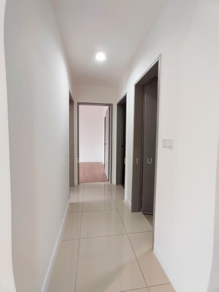 Kondominium untuk Disewa di Skyline KL - Cris Liu - Corridor - PropertyGuru.com.my