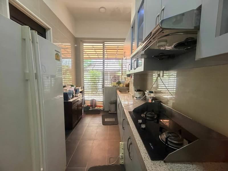 Semi-Detached House for Sale in East Ledang (Iskandar Puteri (Nusajaya)) - Vion Tion - Kitchen - PropertyGuru.com.my