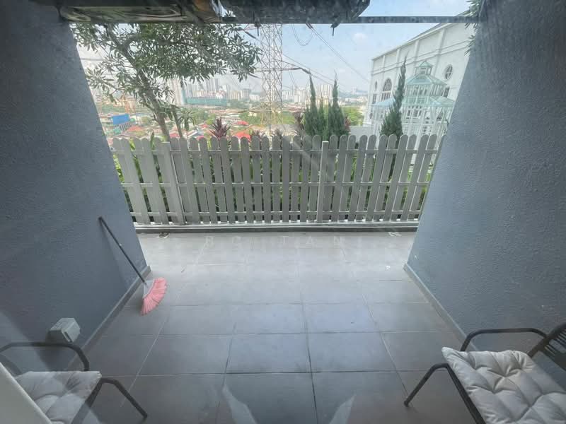 Servis Apartment untuk Disewa di Tuan 2egacy - BC TAN - Balcony - PropertyGuru.com.my