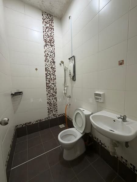 Cluster House for Rent in Bukit Indah (Iskandar Puteri (Nusajaya)) - baomei 宝妹 - Bathroom - PropertyGuru.com.my