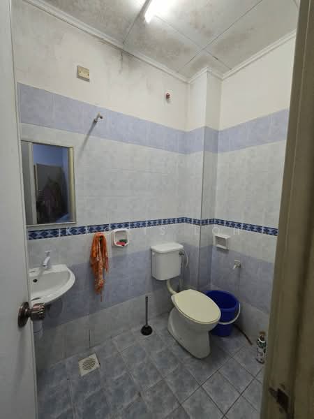 Rumah Teres 2 Tingkat untuk Dijual di Mutiara Rini (Skudai) - Kyoris Loh - Bathroom - PropertyGuru.com.my