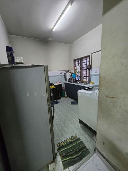 Rumah Teres 2 Tingkat untuk Dijual di Mutiara Rini (Skudai) - Kyoris Loh - Kitchen - PropertyGuru.com.my