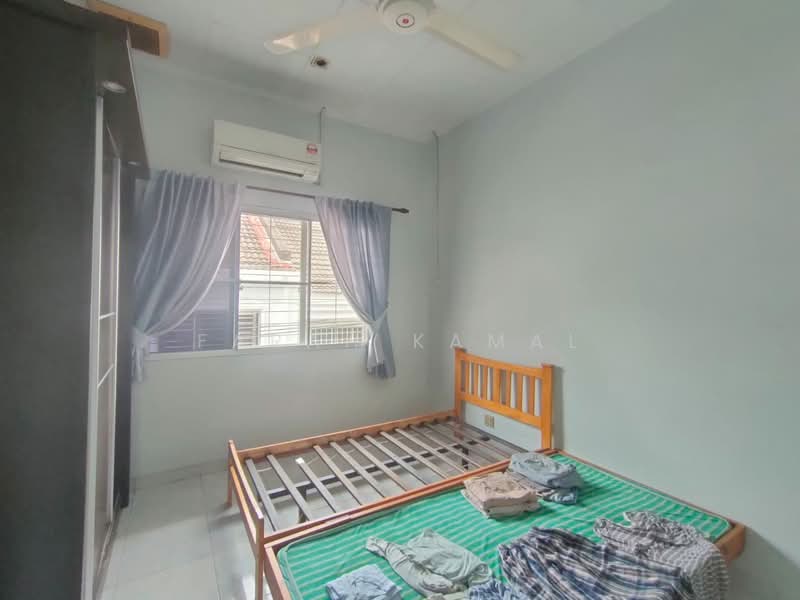Rumah Teres 2 Tingkat untuk Dijual di Taman Bukit Idaman (Selayang) - Farah Kamal - PropertyGuru.com.my