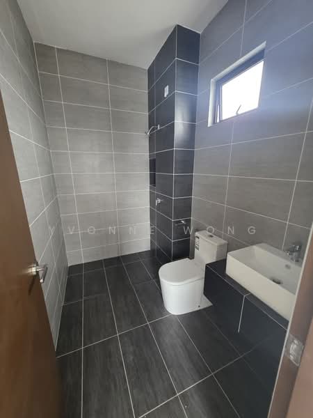 Rumah Teres 2 Tingkat untuk Dijual di Johor Bahru (Johor) - Yvonne Wong - Bathroom - PropertyGuru.com.my
