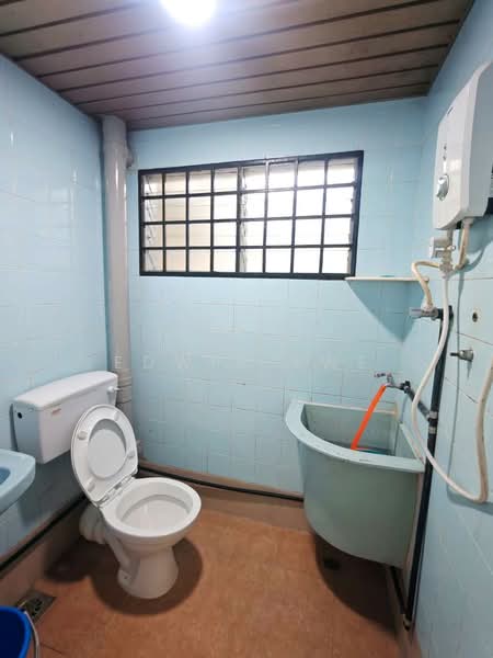 Kondominium untuk Disewa di Villa Condominium - Edwin Ewe - Bathroom - PropertyGuru.com.my