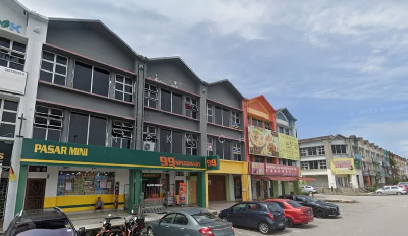 Shop / Office for Rent in Pusat Komersial Oakland (Rasah) - Nicky Chua - Exterior - PropertyGuru.com.my