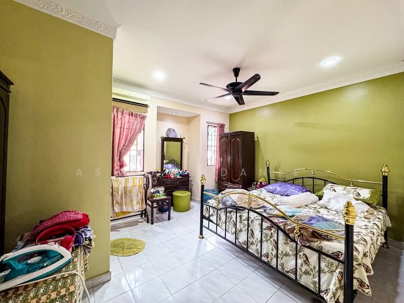 2-storey Terraced House for Sale in Rawang Perdana 1 (Rawang) - Ashraff Daniel - Bedroom - PropertyGuru.com.my