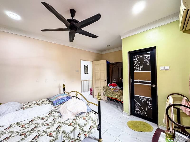 2-storey Terraced House for Sale in Rawang Perdana 1 (Rawang) - Ashraff Daniel - Bedroom - PropertyGuru.com.my