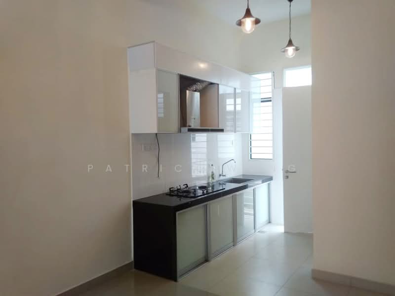 Rumah Teres 2 Tingkat untuk Dijual di Lakeside Residences (Puchong) - Patrick Wong - Kitchen - PropertyGuru.com.my