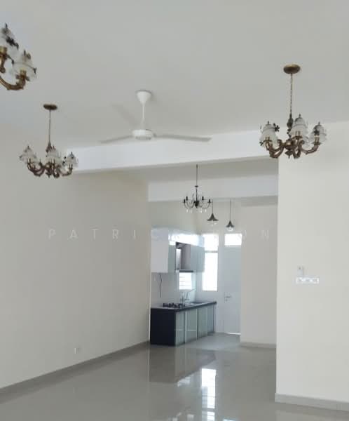 Rumah Teres 2 Tingkat untuk Dijual di Lakeside Residences (Puchong) - Patrick Wong - Kitchen - PropertyGuru.com.my