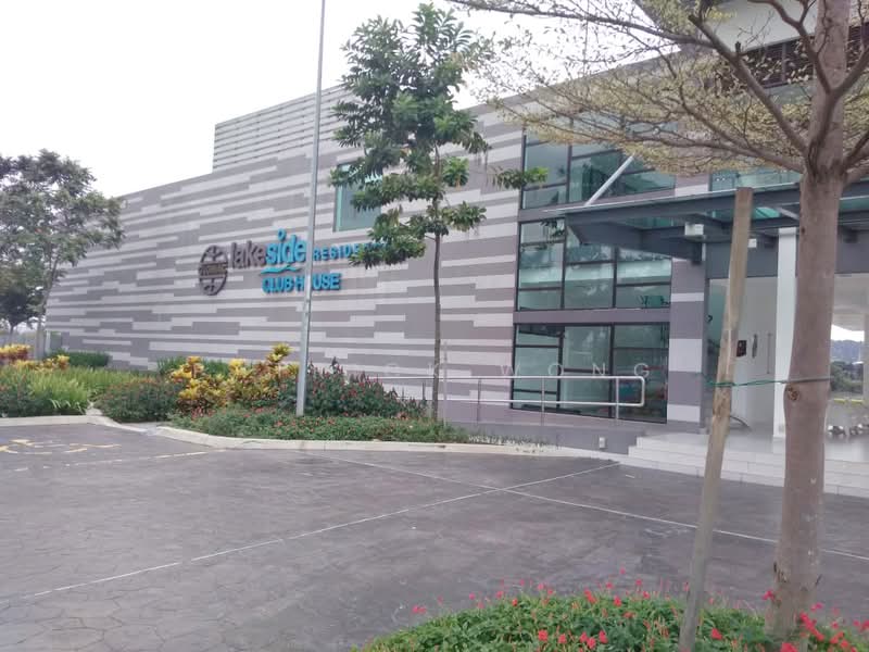Rumah Teres 2 Tingkat untuk Dijual di Lakeside Residences (Puchong) - Patrick Wong - Exterior - PropertyGuru.com.my