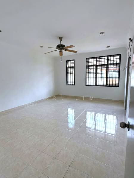 Kondominium untuk Dijual di Nusavilla - Karl Lim - Living Room - PropertyGuru.com.my