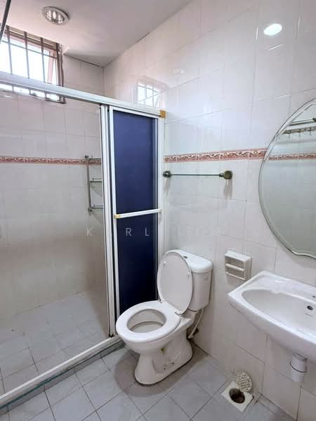 Kondominium untuk Dijual di Nusavilla - Karl Lim - Bathroom - PropertyGuru.com.my
