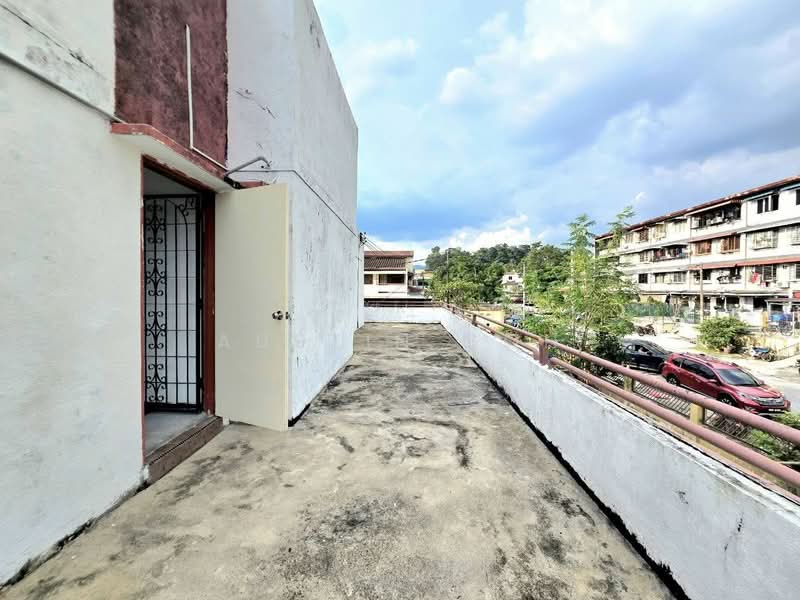 Rumah Teres 2 Tingkat untuk Dijual di Taman Sri Watan (Ampang) - Austin Goh - Exterior - PropertyGuru.com.my