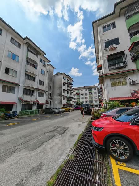 Pangsapuri untuk Disewa di Nuri Court - Christine Ng - Exterior - PropertyGuru.com.my