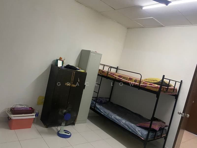 2-storey Terraced House for Sale in Taman Scientex Senai (Senai) - Grace Low - Bedroom - PropertyGuru.com.my