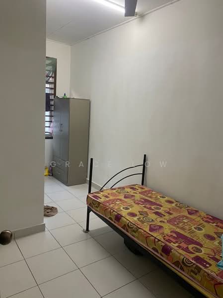 2-storey Terraced House for Sale in Taman Scientex Senai (Senai) - Grace Low - Bedroom - PropertyGuru.com.my