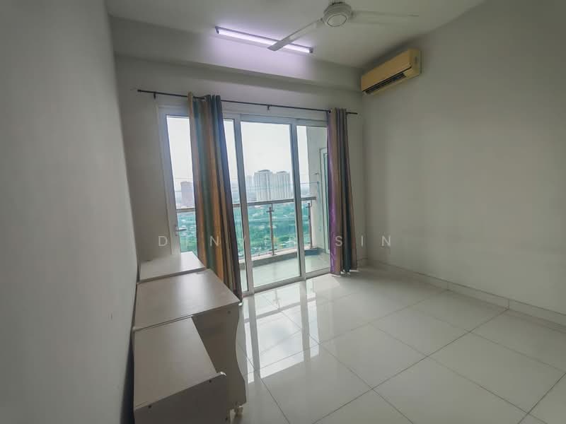 Condominium for Rent at Sri Putramas III / Royal Regent - Denver Sin - Living Room - PropertyGuru.com.my