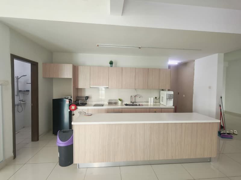 Condominium for Rent at Sri Putramas III / Royal Regent - Denver Sin - Kitchen - PropertyGuru.com.my